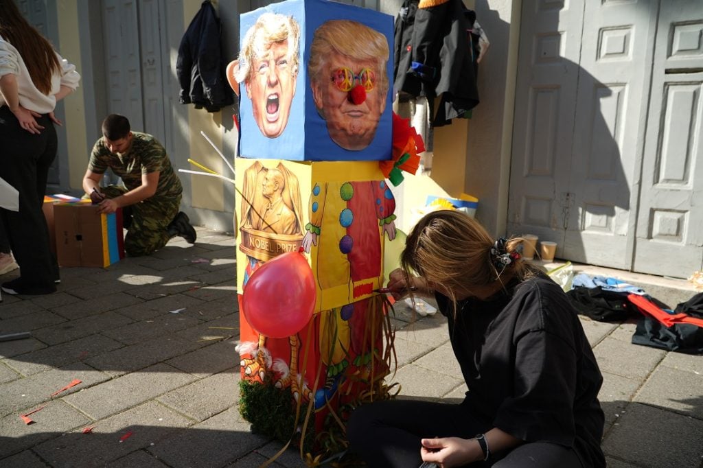 61ο Παιχνίδι Κρυμμένου Θησαυρού: Πλημμύρισε χρώμα και έμπνευση ο πεζόδρομος της Μαιζώνος στο «Cubbez» - ΦΩΤΟ