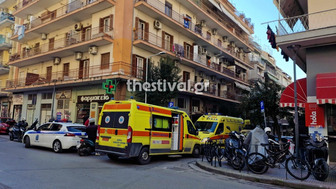 Θεσσαλονίκη: Γυναίκα έπεσε από μπαλκόνι στο κέντρο και τραυματίστηκε σοβαρά