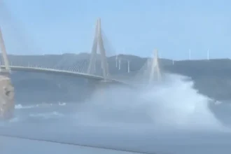 Άνοιξε προσωρινά η Γέφυρα Ρίου Αντιρρίου για τα φορτηγά που δεν έχουν φορτίο