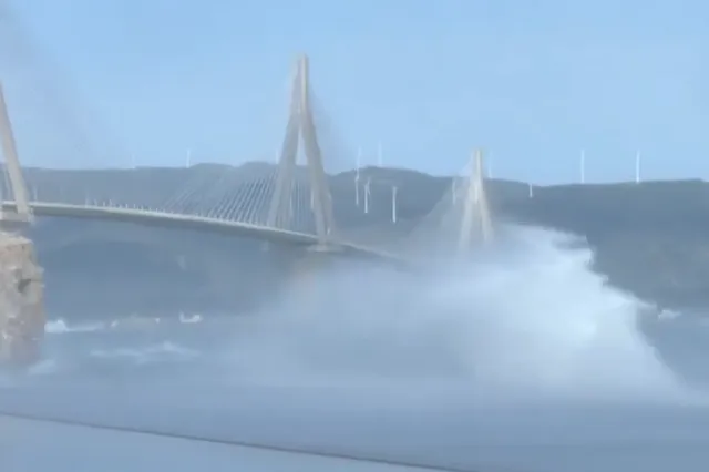 Άνοιξε προσωρινά η Γέφυρα Ρίου Αντιρρίου για τα φορτηγά που δεν έχουν φορτίο