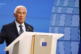 Στην Ινδία ο Αντόνιο Κόστα