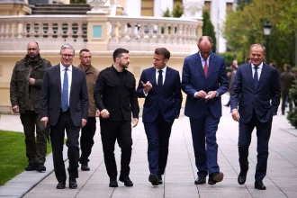 Συμμαχία των Προθύμων: Ρήτρες δεσμευτικού χαρακτήρα στις εγγυήσεις για την ασφάλεια της Ουκρανίας το ζητούμενο της συνόδου στο Παρίσι