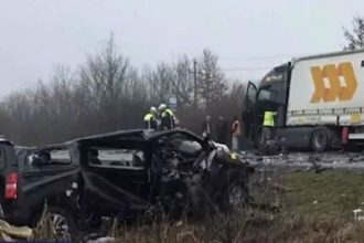 Συγκλονιστική μαρτυρία για το πολύνεκρο τροχαίο με οπαδούς του ΠΑΟΚ: «Μπλόκαρε το τιμόνι του βαν» λέει γιατρός που μίλησε με τραυματία