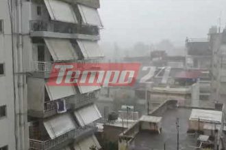 Σφοδρή καταιγίδα με ισχυρούς ανέμους στην Πάτρα - "Πέταξε" τσεκούρι από μπαλκόνι (ΦΩΤΟ)