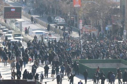 Ιράν: Η Αστυνομία διέλυσε διαδήλωση στο μεγάλο παζάρι της Τεχεράνης