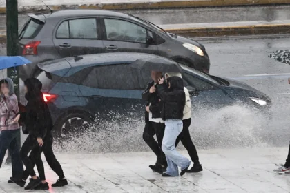 Έντονη κακοκαιρία από το απόγευμα του Σαββάτου μέχρι την Δευτέρα με έντονες καταιγίδες, μέχρι και χιόνια