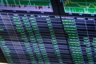 Σε νέα υψηλά 16 ετών το Χρηματιστήριο Αθηνών - Ισχυρές τοποθετήσεις σε τραπεζικές μετοχές