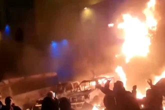 Εξαπλώνεται η λαϊκή οργή στον Ιράν, κλιμακώνει την καταστολή το καθεστώς της Τεχεράνης