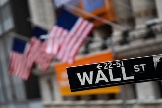 Ανοδικά κινούνται οι μετοχές των πετρελαϊκών εταιρειών στη Wall Street