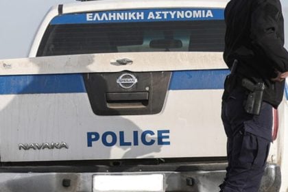 Έβρος: Συνελήφθη άνδρας που μετέφερε παράνομα μετανάστες στη χώρα