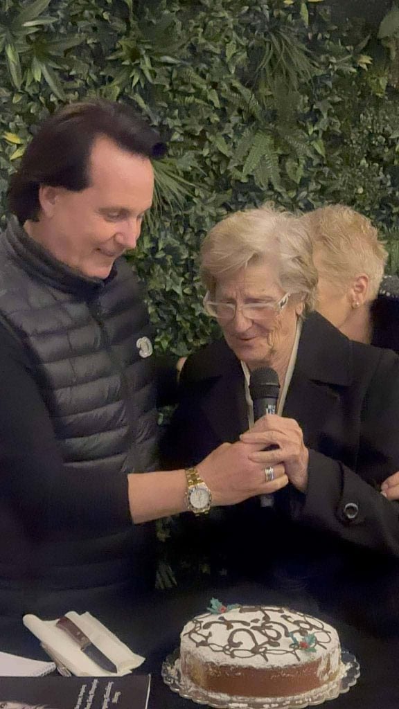 Όταν η προσφορά γίνεται στάση ζωής: Ασημάκης Παπαδάτος–Μέντης και o Σύλλογος “Με όλους Εσάς Μπορούμε” έκοψαν την πρώτη Βασιλόπιτα