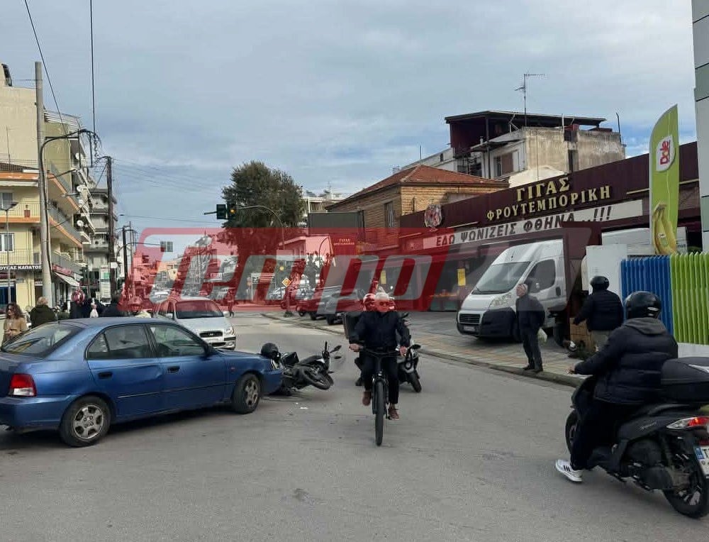 Πάτρα: ΙΧ και μηχανάκι συγκρούστηκαν στη Νοταρά – Τραυματίστηκε ο δικυκλιστής (ΦΩΤΟ)