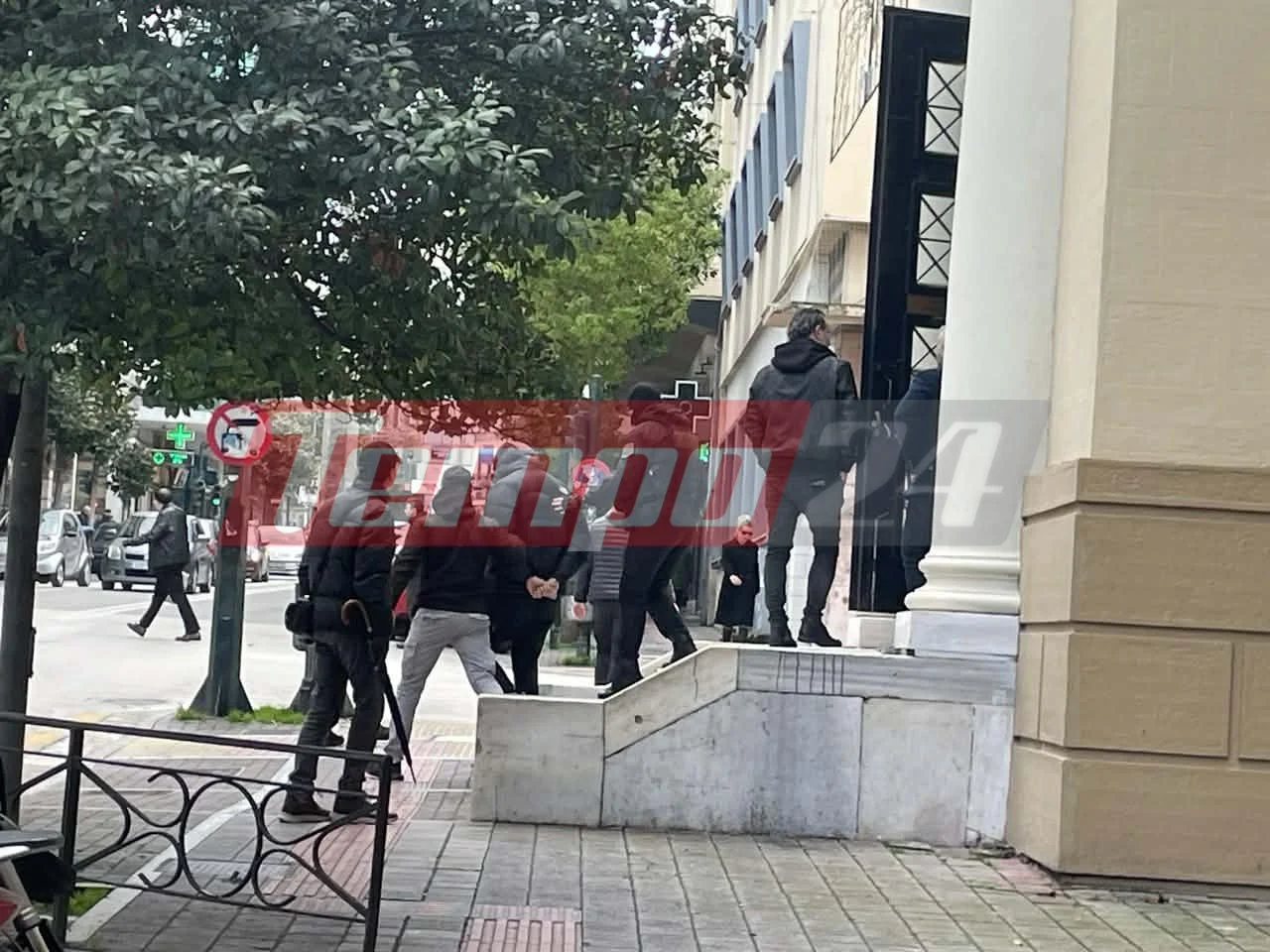 Πάτρα: Προθεσμία για να απολογηθεί την Παρασκευή έλαβε ο 26χρονος βασικός κατηγορούμενος για την ανθρωποκτονία του 30χρονου στο "Αβαντάζ"