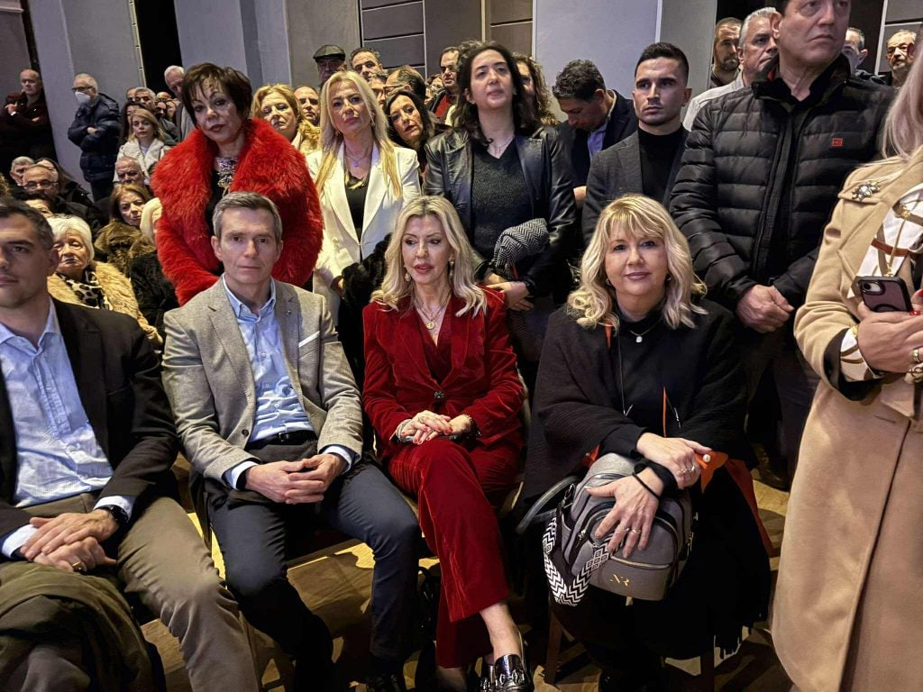 "Πάτρα Ενωμένη": Κοσμοσυρροή στην εκδήλωση για την κοπή πίτας της παράταξης - Κ. Σβόλης: "Το 2028 θα είμαι εκ νέου υποψήφιος για το Δήμο" (ΦΩΤΟ - ΒΙΝΤΕΟ)