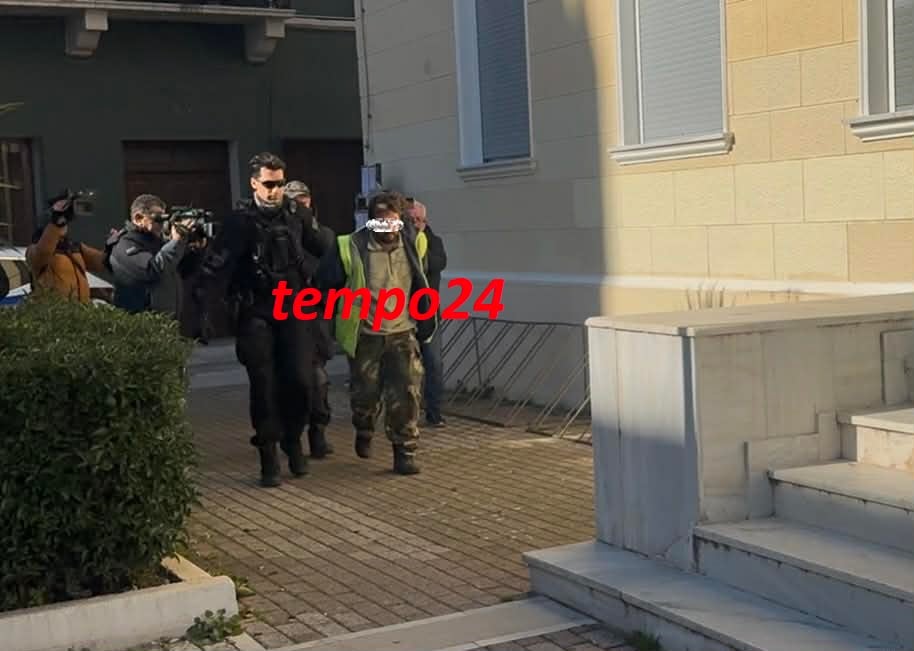 Στα δικαστήρια ο δράστης της δολοφονίας του 51χρονου στην Αιτωλοακαρνανία - ΔΕΙΤΕ ΦΩΤΟ