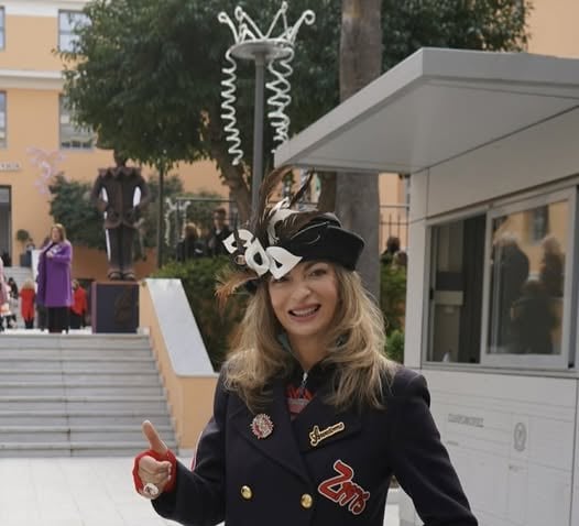 "Καλό Καρναβάλι απαξάπαντες"