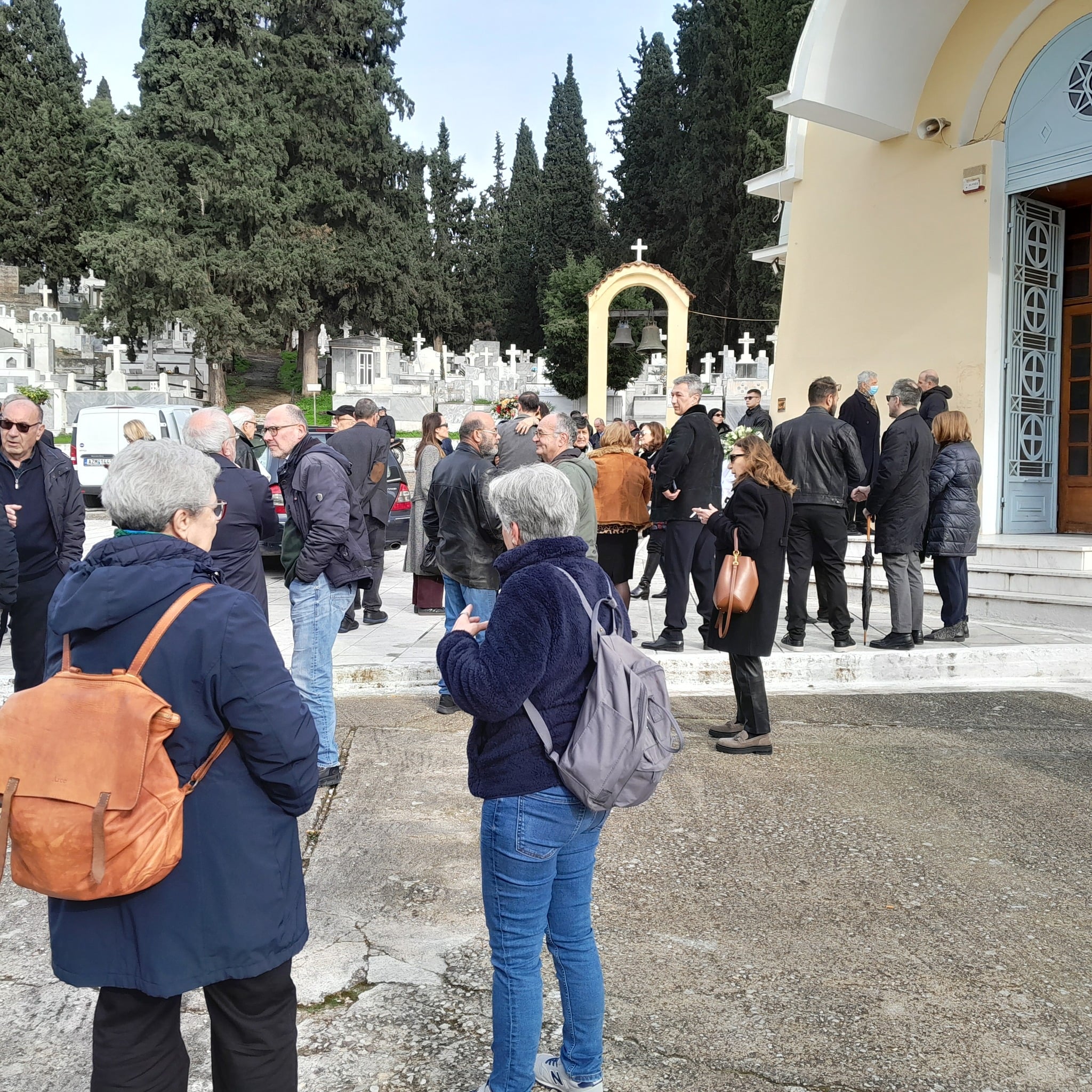 Πάτρα: Είπαν το στερνό "αντίο" στον Πέτρο Καθρέπτα (ΦΩΤΟ)