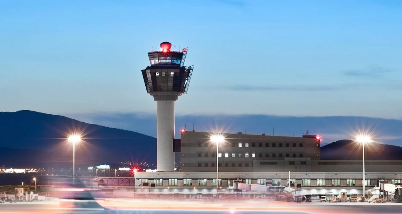 ΥΠΑ για FIR Αθηνών: Μαζική παρεμβολή σχεδόν σε όλες τις συχνότητες