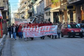 Πορεία στην Πάτρα για τη φονική έκρηξη στο εργοστάσιο «Βιολάντα» (ΦΩΤΟ & ΒΙΝΤΕΟ)