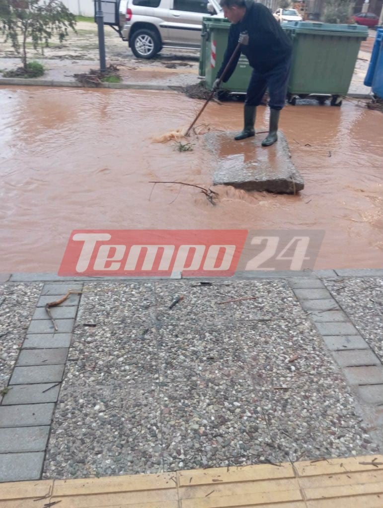 Η κακοκαιρία Kristin σαρώνει την Ηλεία: Δρόμοι στη Βάρδα έγιναν ποτάμια (ΦΩΤΟ)