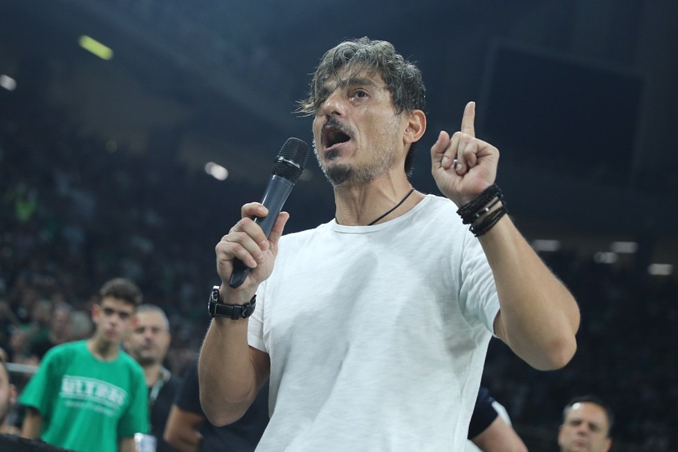 Γιαννακόπουλος: «Προσπαθώ να ολοκληρώσω μια μεγάλη μεταγραφή, αν χρειαζόταν θα έφερνα τον Τζόρνταν»