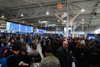 Αποκαταστάθηκε το πρόβλημα στον FIR Αθηνών – Συνεχίζονται οι καθυστερήσεις στις πτήσεις