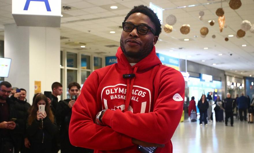 Τζόουνς: «Σπουδαία ομάδα ο Ολυμπιακός με προπονητή νικητή»