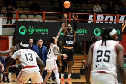 Η Σαλόν έβαλε τέλος στη φετινή ευρωπαϊκή πορεία του Προμηθέα