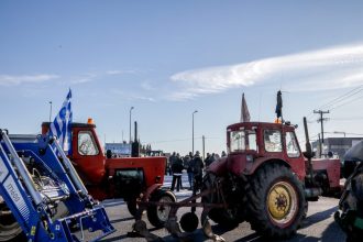 Νέα σύσκεψη σήμερα κυβερνητικού κλιμακίου με εκπροσώπους των αγροτών
