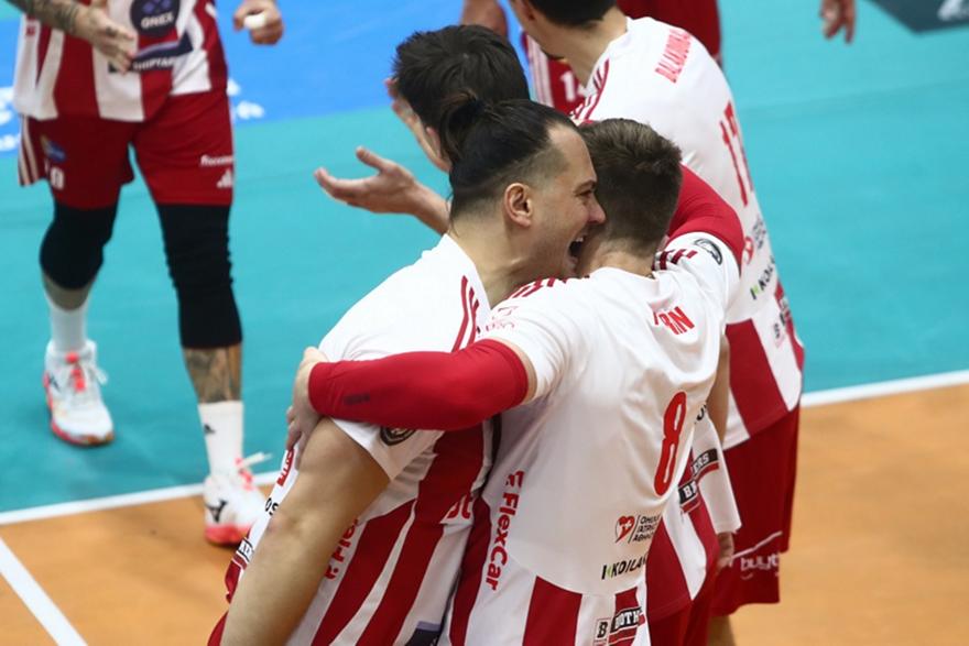 Επιστροφή από την... κόλαση και back to back στο Super Cup o Oλυμπιακός, κατάρρευση άνευ προηγουμένου ο Παναθηναϊκός!