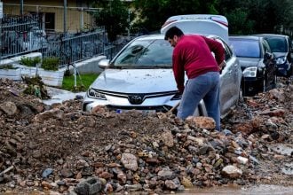 Κακοκαιρία: Ξεκινούν οι αυτοψίες για αποζημιώσεις κατοικιών και επιχειρήσεων – Σύσκεψη με τον υφυπουργό κλιματικής κρίσης