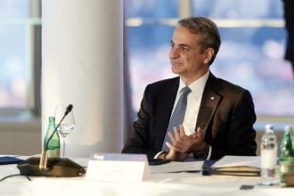 Μητσοτάκης από Ζάγκρεμπ: Οι πολίτες καταλαβαίνουν ότι οι αμυντικές δαπάνες είναι απαραίτητες