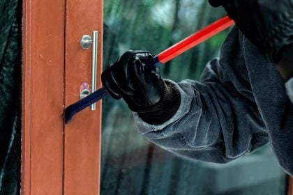 Αχαΐα: Έβλεπε live τους διαρρήκτες του σπιτιού του!