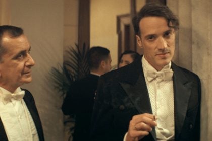 «Η μεγάλη χίμαιρα»: Το πλοίο «Μαρίνα» βυθίζεται και η μοίρα των ηρώων αλλάζει για πάντα