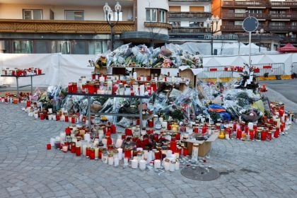 Μαρτυρίες για την ασύλληπτη τραγωδία στο Κραν Μοντανά: Η έξοδος κινδύνου ήταν «πάντα κλειδωμένη»