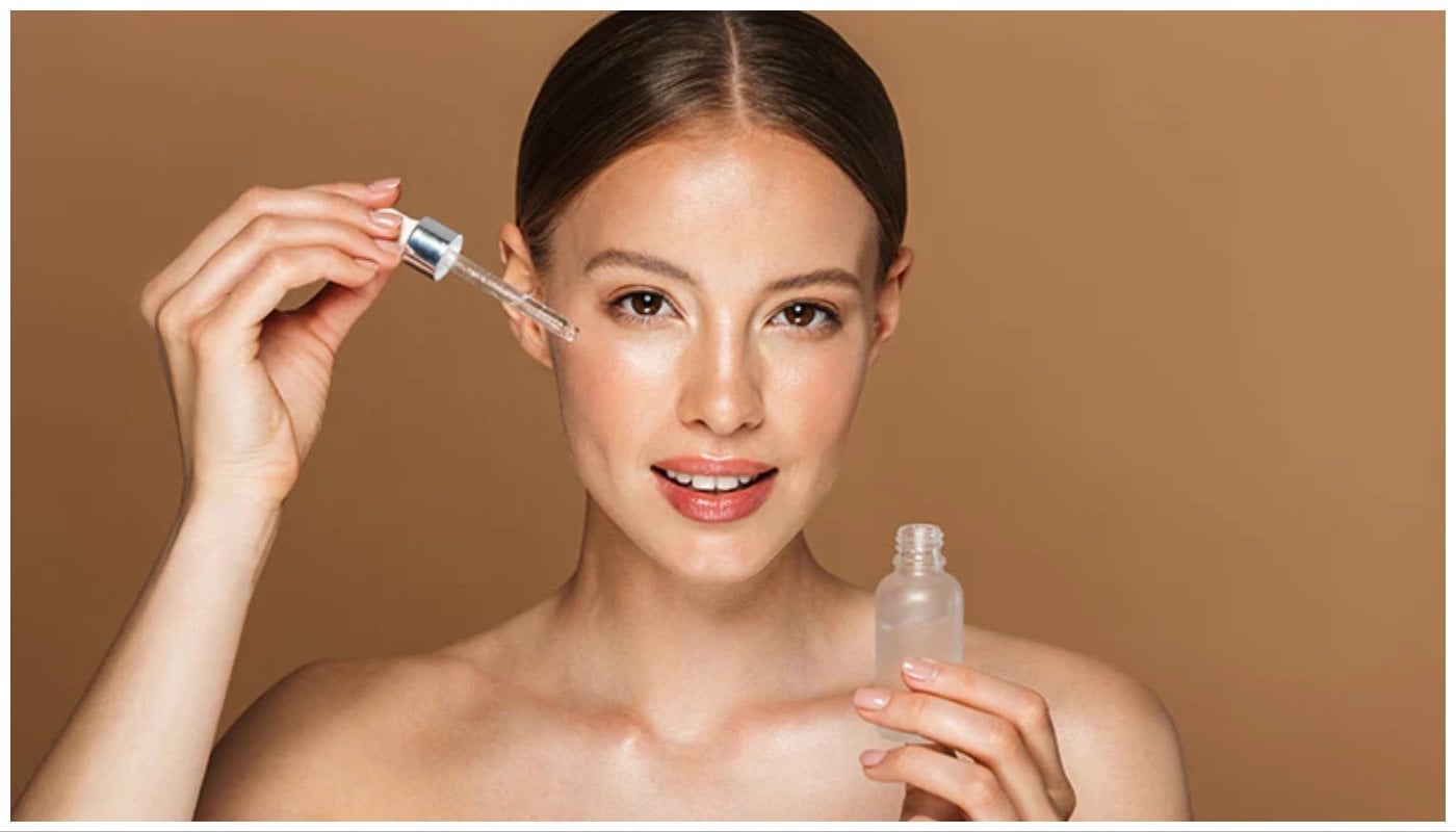 Το ήπιο skincare συστατικό που μειώνει τις καφέ κηλίδες