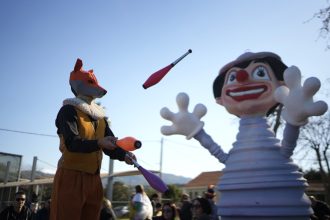 Έναρξη για το Καρναβάλι των Μικρών με την 1η Καρναβαλούπολη - ΦΩΤΟ