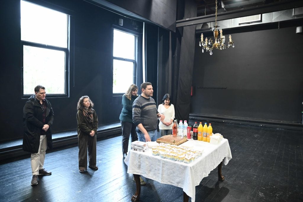 Το ΔΗ.ΠΕ.ΘΕ. Πάτρας έκοψε Βασιλόπιτα