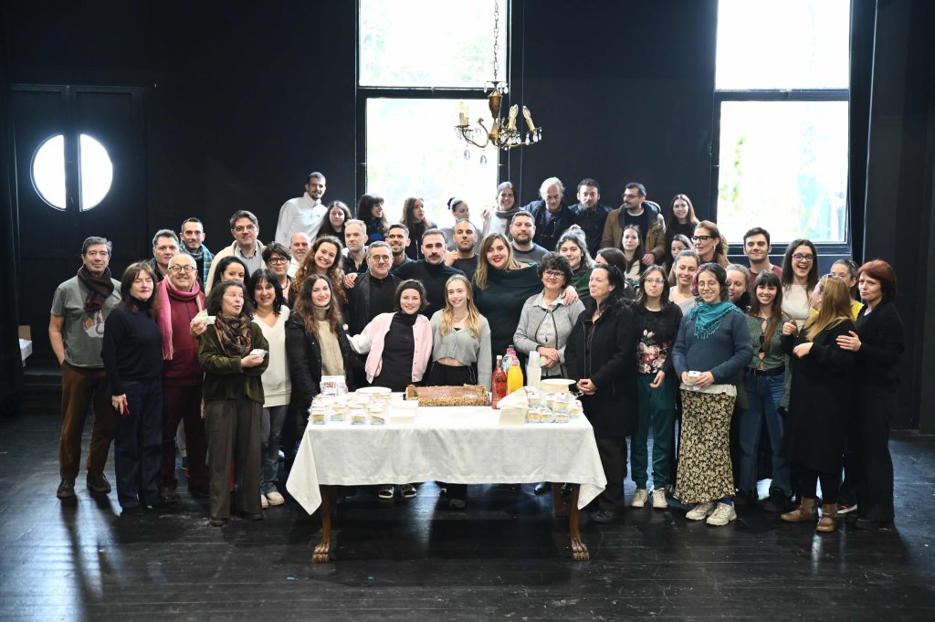 Ο Δήμαρχος Πατρέων και η Δημοτική Αρχή σε εκδηλώσεις για την κοπή της πρωτοχρονιάτικης πίτας