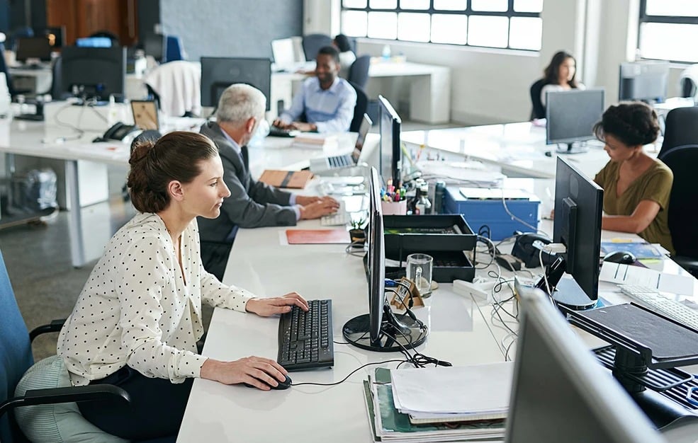 Αυξήσεις μισθών στον ιδιωτικό τομέα: Ποιοι κερδίζουν από τη νέα φορολογική κλίμακα