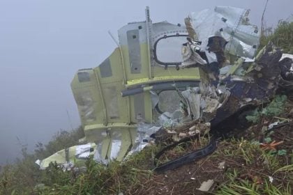 Ινδονησία: Εντοπίστηκε μια σορός μετά τη συντριβή του μικρού αεροσκάφους