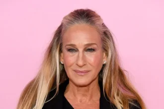 Quiet Silver: Ο πιο κομψός τρόπος να περάσουμε φυσικά στα γκρίζα μαλλιά