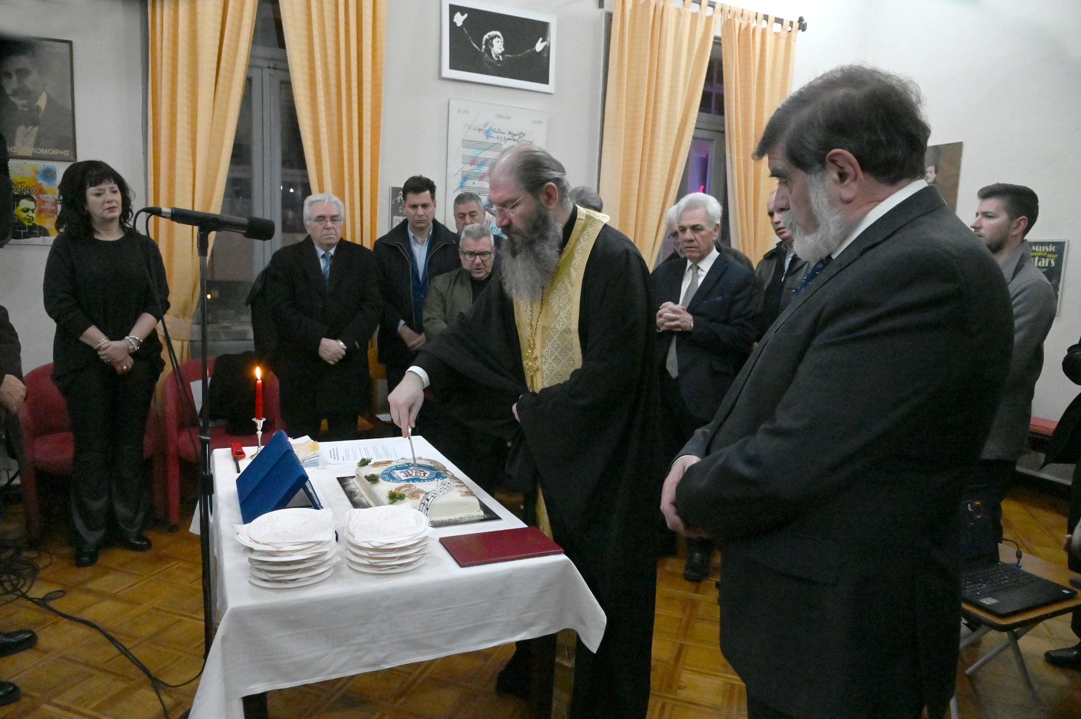 Η Πολυφωνική Πατρών έκοψε την καθιερωμένη Βασιλόπιτα - ΦΩΤΟ