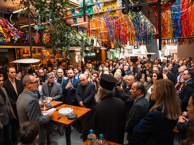 Ανδρέας Κατσανιώτης : Έντεκα χρόνια διαδρομής με οδηγό την Αχαΐα και τους ανθρώπους της - Κατάμεστη από κόσμο η εκδήλωση της πίτας του-ΦΩΤΟ