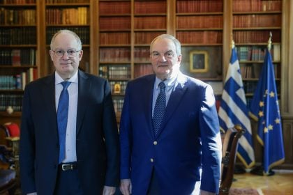 Κωνσταντίνος Τασούλας: Συναντήθηκε με τον Κώστα Καραμανλή στο Προεδρικό Μέγαρο