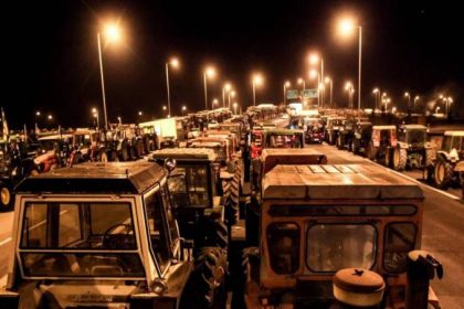 Κλιμακώνουν τις κινητοποιήσεις οι αγρότες μετά τις ανακοινώσεις της κυβέρνησης - 18 μπλόκα ζητούν διάλογο με τον Πρωθυπουργό