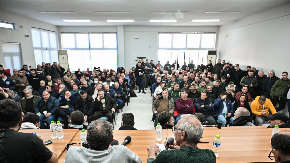 Το στοίχημα της συνάντησης Μητσοτάκη με τους «σκληρούς» των μπλόκων: Το παρασκήνιο, και οι αμοιβαίες υποχωρήσεις - Πότε θα συναντηθούν