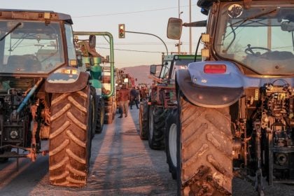 Στα 8,5 λεπτά/kWh το ρεύμα για τους αγρότες μέχρι τον Απρίλιο του 2028, ειδική εφαρμογή για το μειωμένο πετρέλαιο στην αντλία- Τα μέτρα στήριξης που ανακοίνωσε η κυβέρνηση