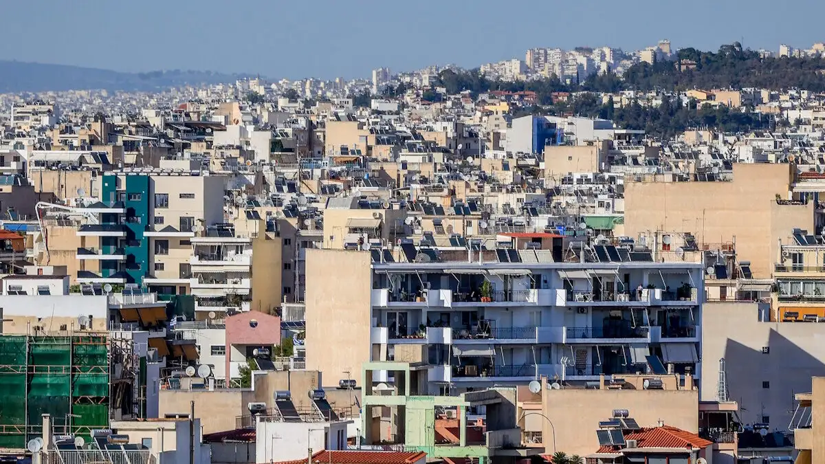 Ακίνητα: Νέα ισορροπία σε μια αγορά με αυξανόμενες πιέσεις
