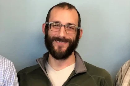 Μινεσότα: Άλεξ Πρέτι, ο 37χρονος νοσηλευτής που δολοφονήθηκε εν ψυχρώ από την ICE – «Ήθελε να βοηθά τους ανθρώπους»